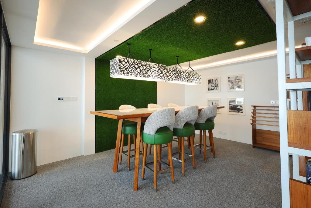 هتل ریاض لاوانیا